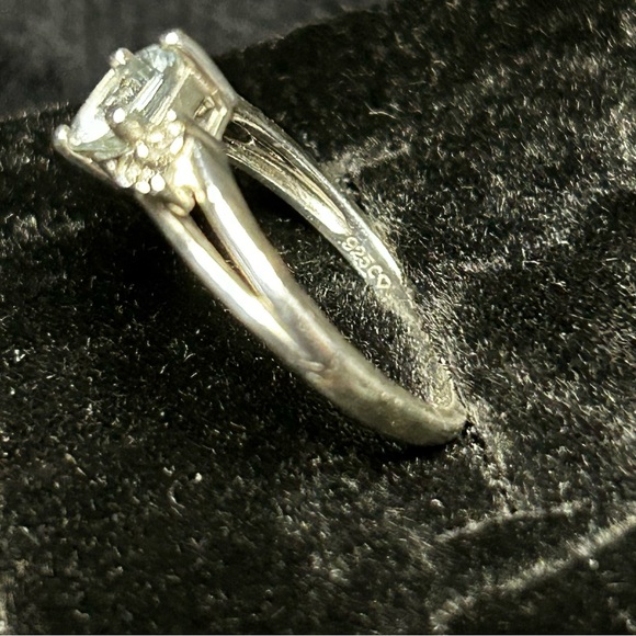 Aquamarine ring with accents - Picture 4 of 6